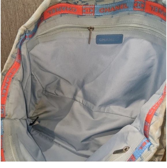 Chanel purse - Picture 6 of 7